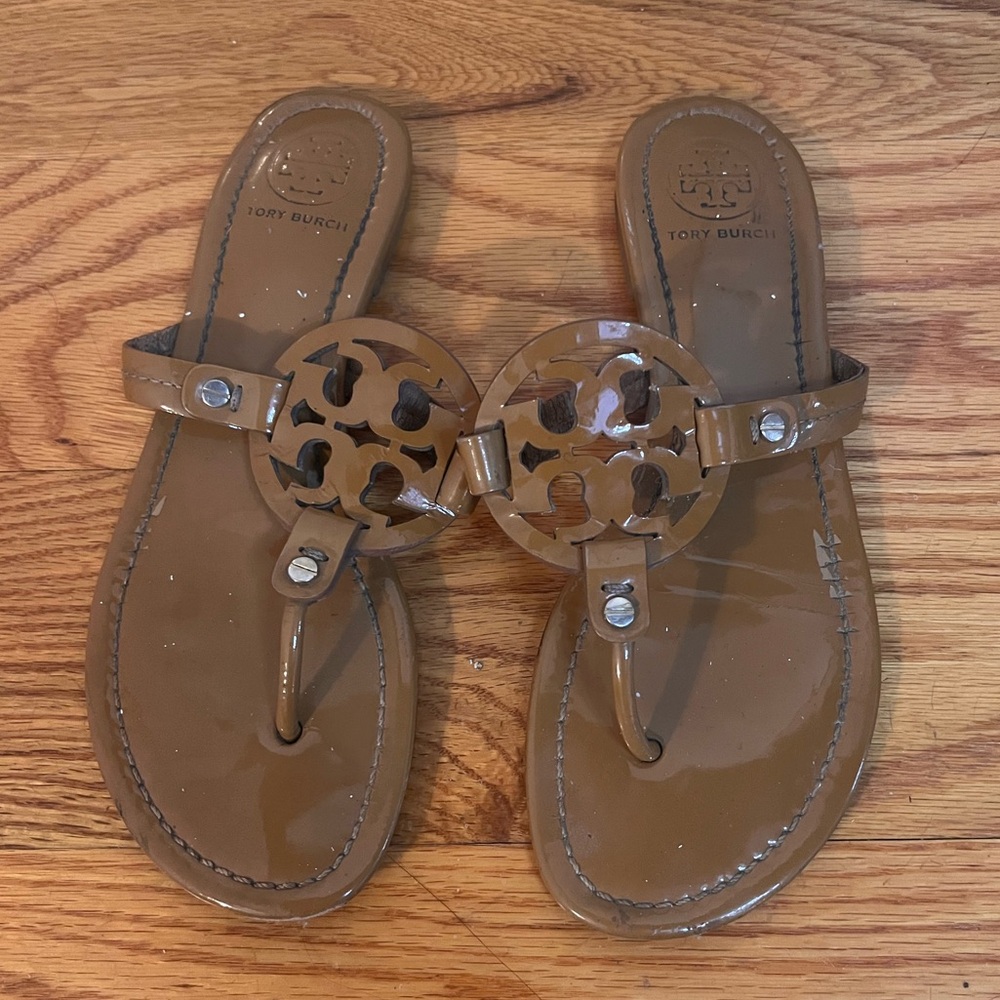 Tory Burch Tan Sandles